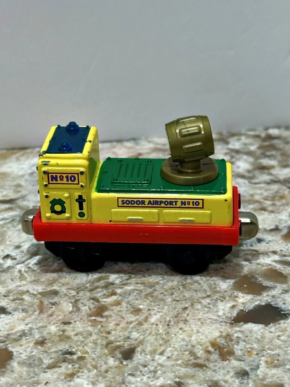Thomas & Friends Sodor Rescue Airport Car Lot 3 Take Along 2004 Learning Curve